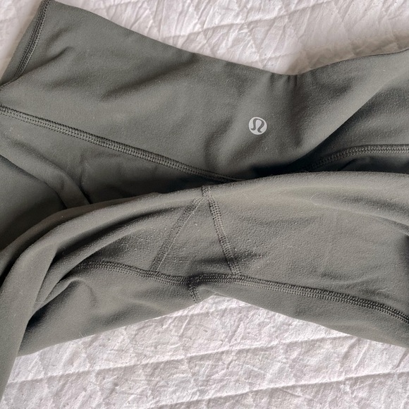 Lululemon leggings - Picture 4 of 5